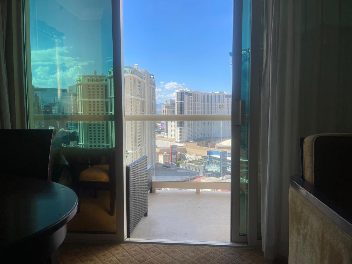 Mgm Signature Deluxe Balcony Strip View Suite Las Vegas Kültér fotó