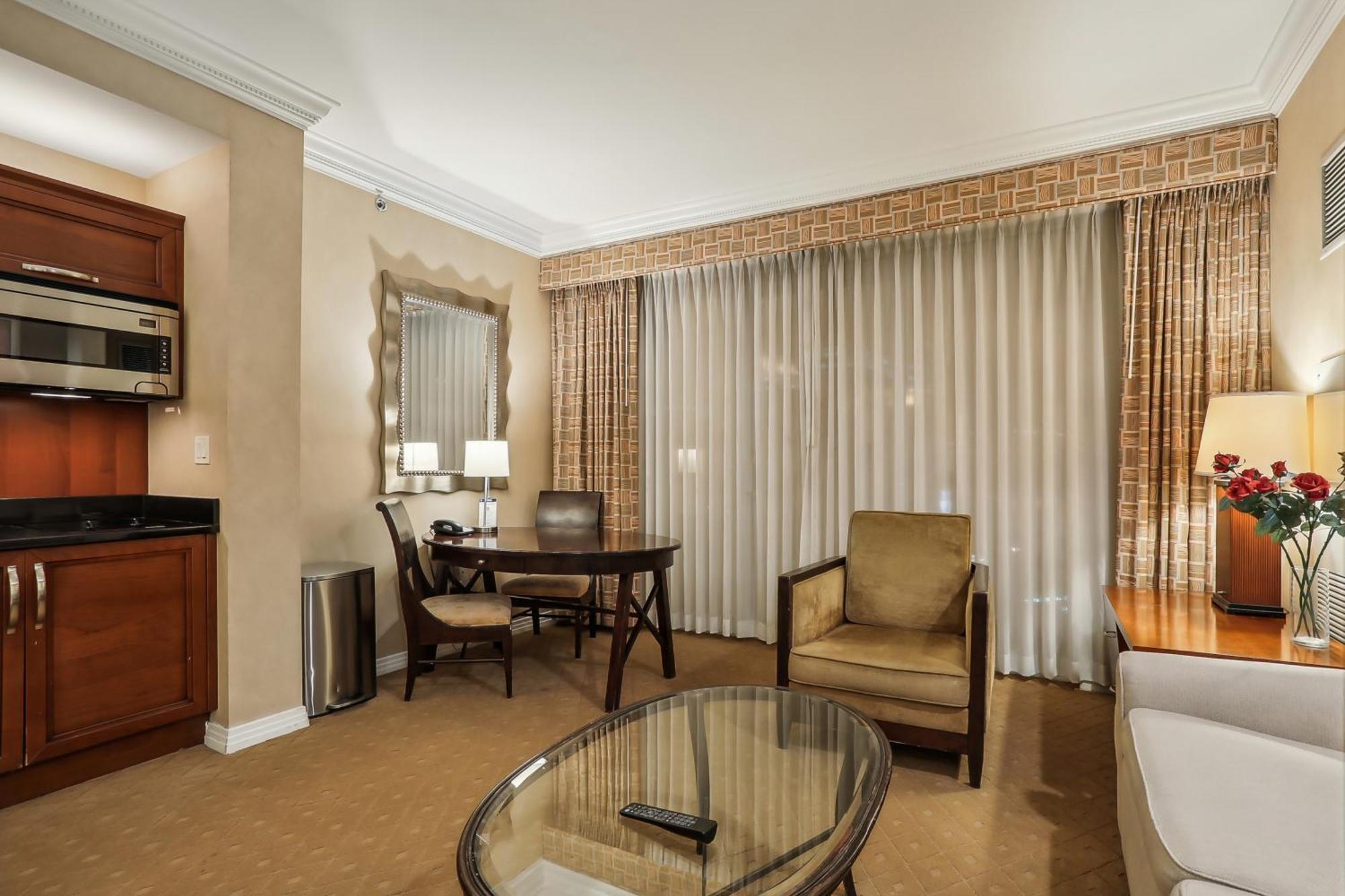 Mgm Signature Deluxe Balcony Strip View Suite Las Vegas Kültér fotó
