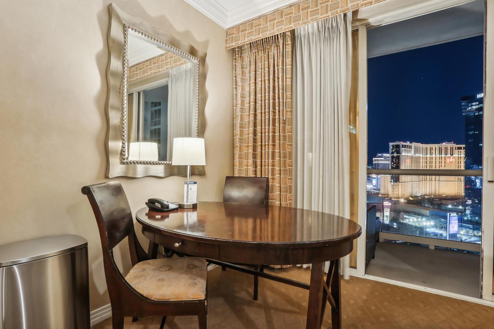 Mgm Signature Deluxe Balcony Strip View Suite Las Vegas Kültér fotó